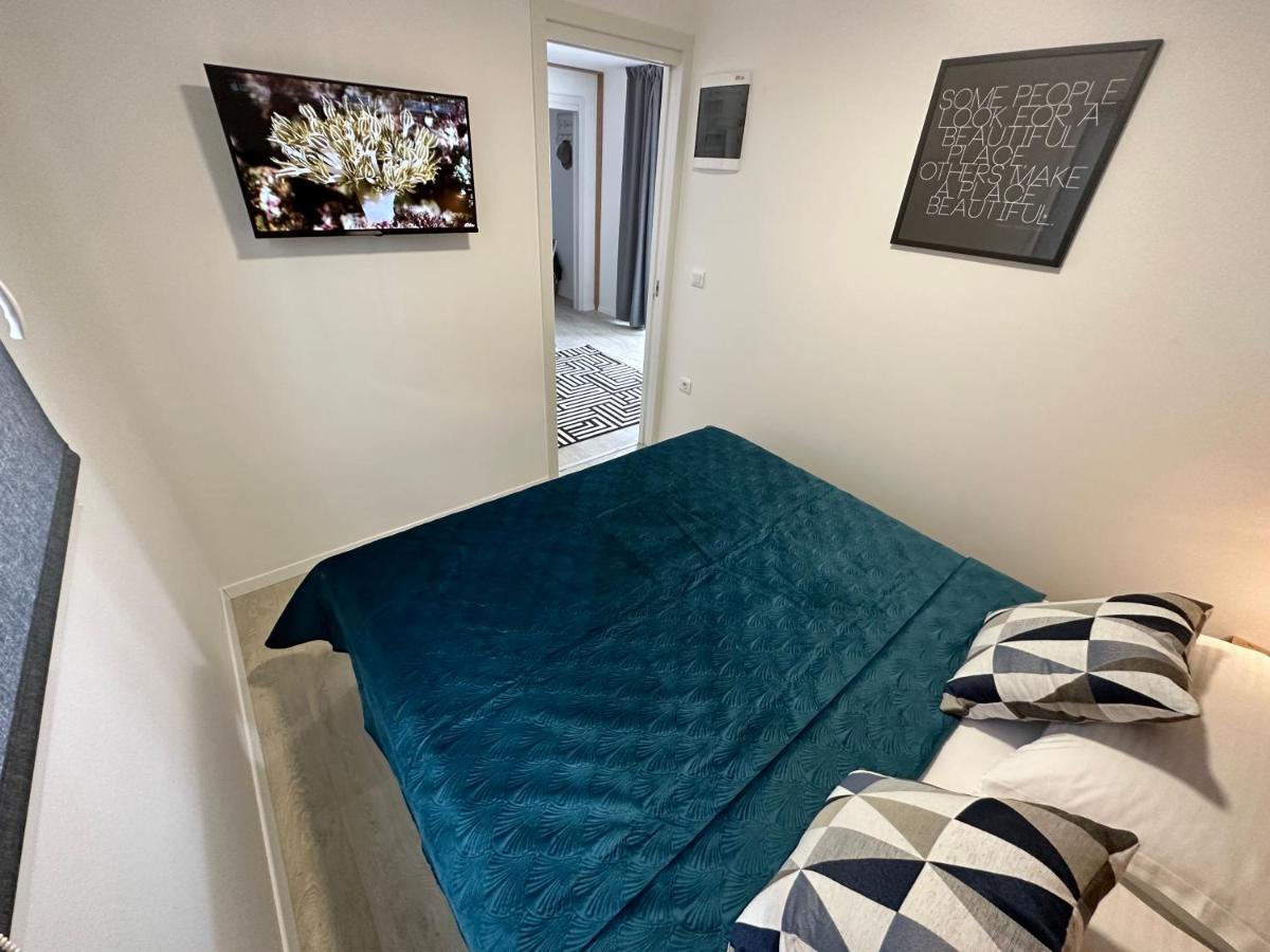Mobile Home Mare Blu Rovanjska Eksteriør billede